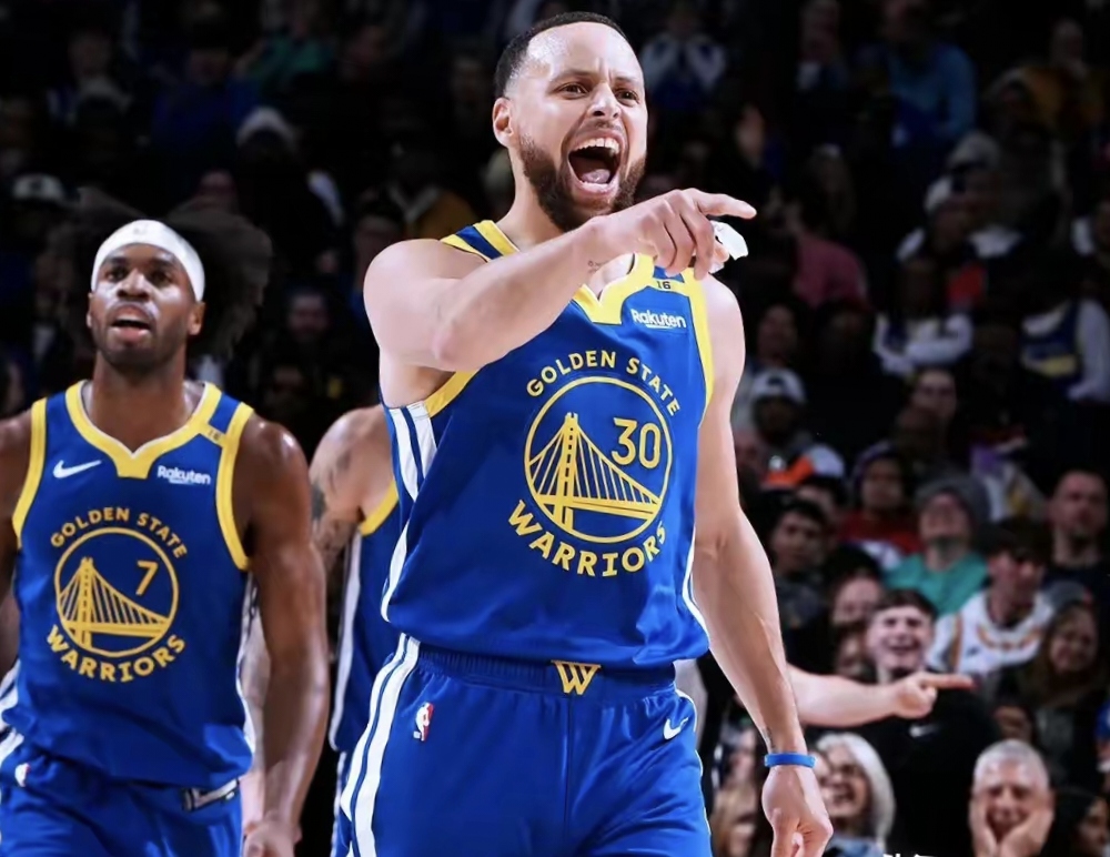 包含勇士主场大胜公牛，库里传射連连领先的词条