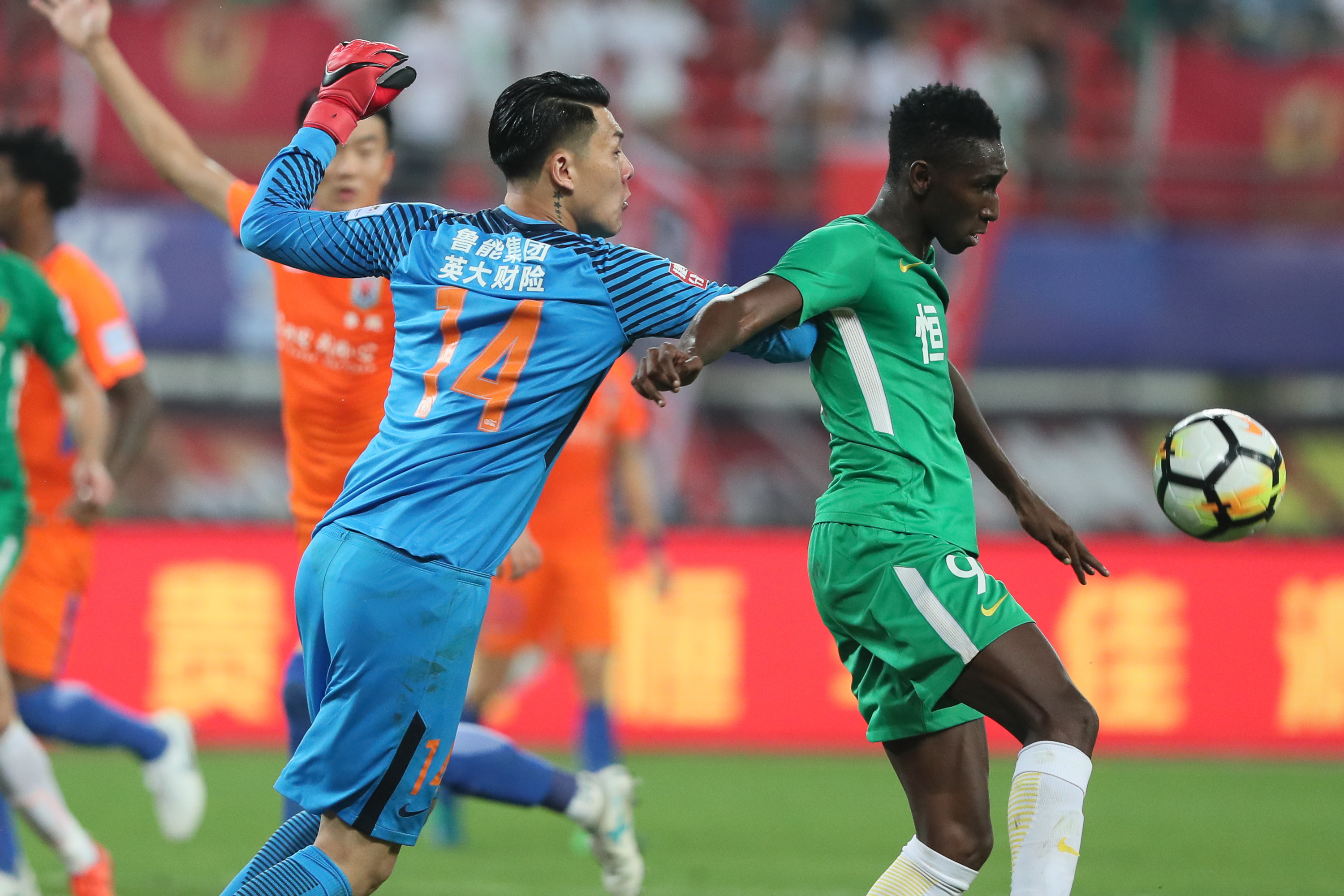 山东鲁能依靠外援力量,力压对手的简单介绍 山东鲁能依靠外援力量,力压对手的简单介绍