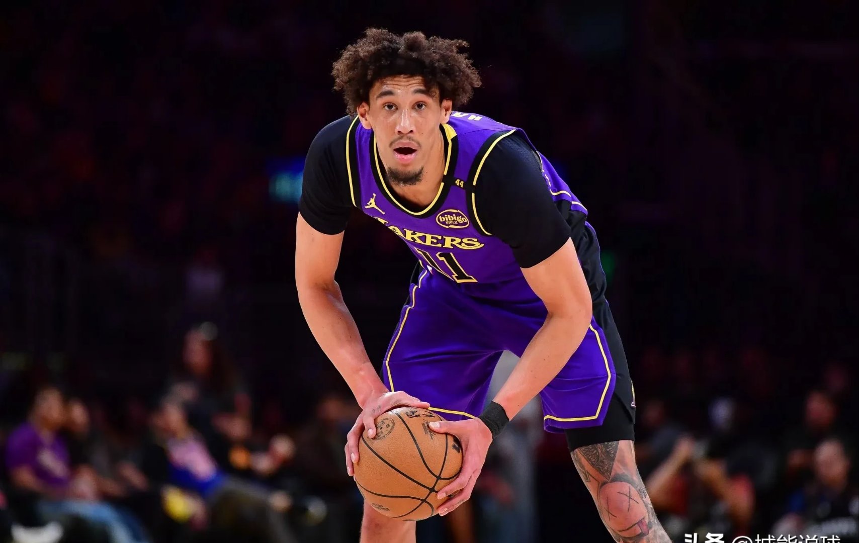 湖人队崛起引关注，领袖球员展现超强个人能力的简单介绍