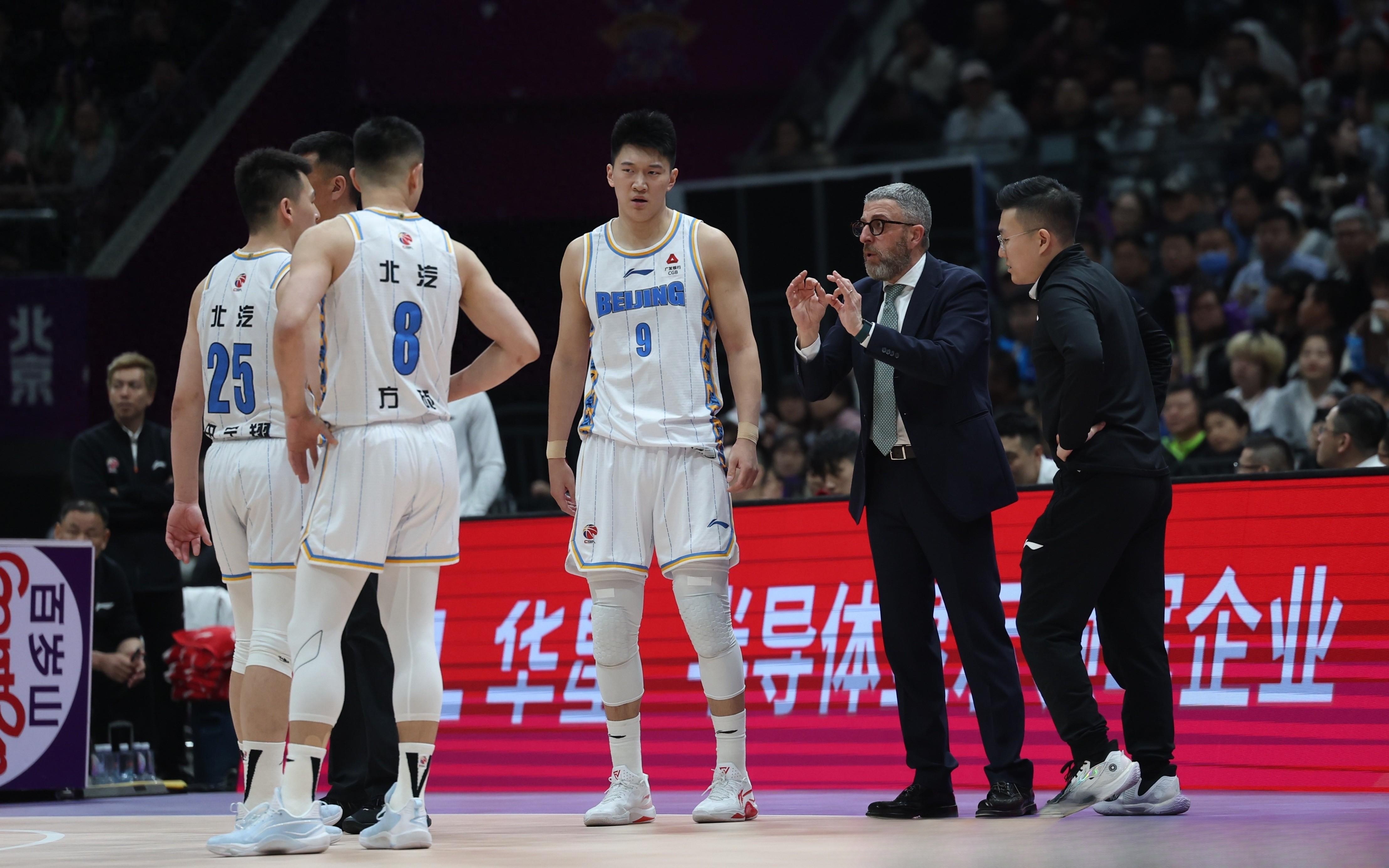 福建球队遭遇挑战，需保持信心冲破难关