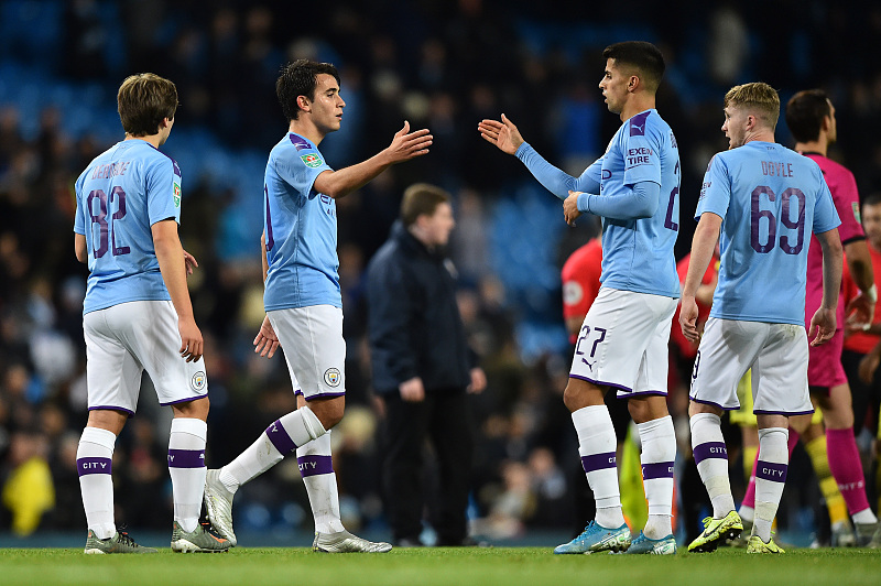 关于强强对话,豪门球队争夺胜利之战的信息 关于强强对话,豪门球队争夺胜利之战的信息