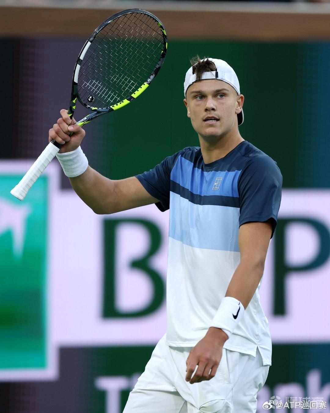 拉沃尔杯力克戴维斯杯，西西帕斯关键制胜的简单介绍