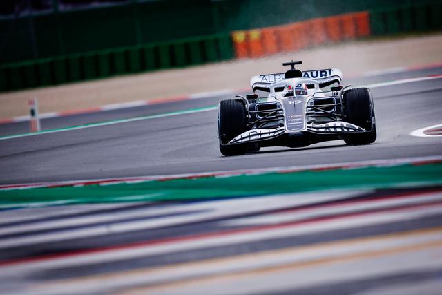 包含红牛二队轻取梅赛德斯，诺里斯惊艳四座的词条