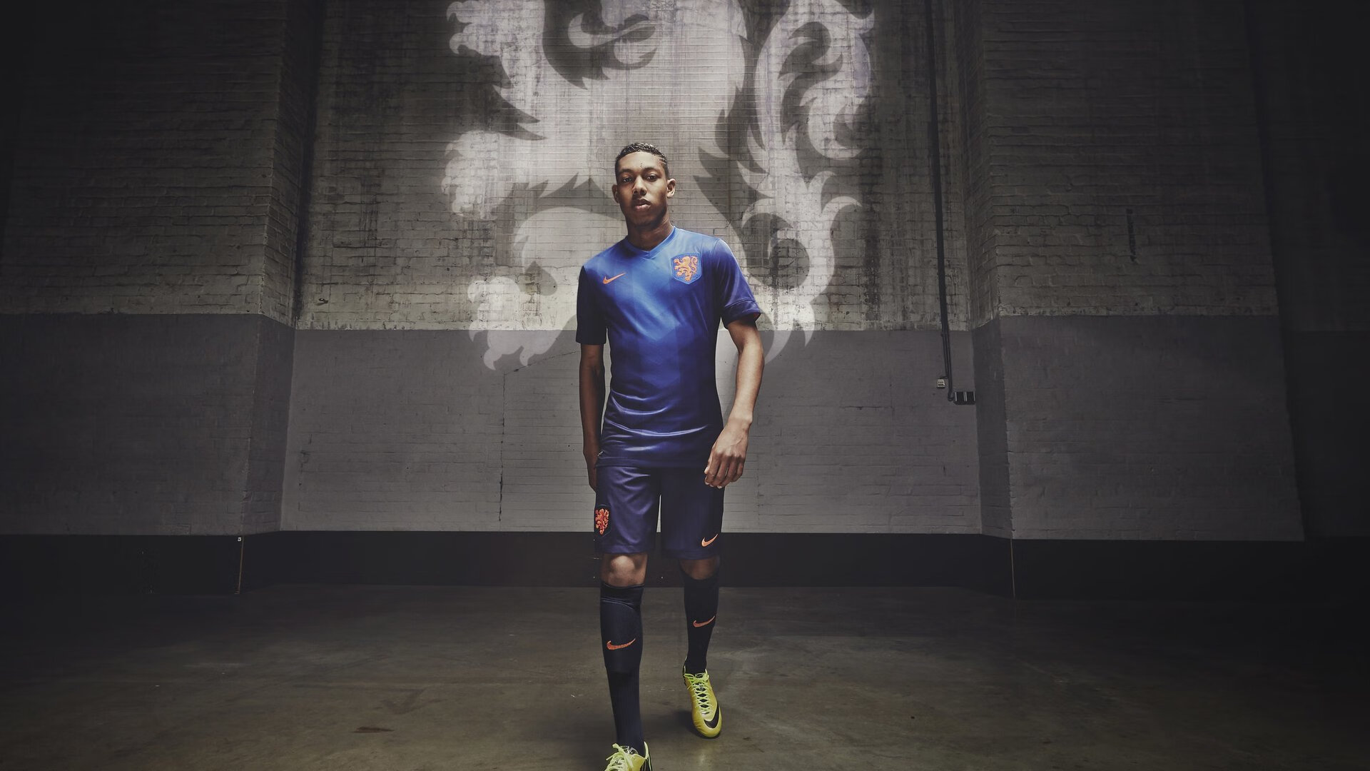 唯一性之夜,布雷默的爆发与智利决胜局,如何从诺坎普偷走巴萨