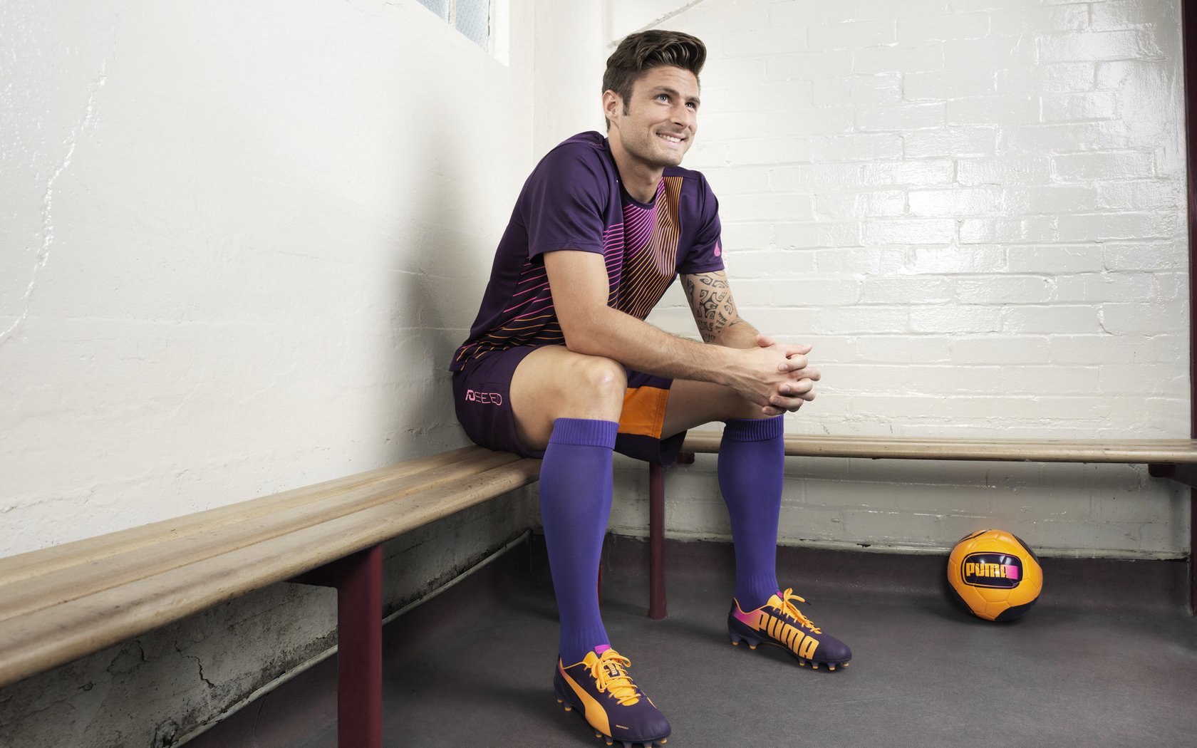 阿坎吉在焦点战证明自己，哥斯达黎加巅峰对决胜出巴拉圭